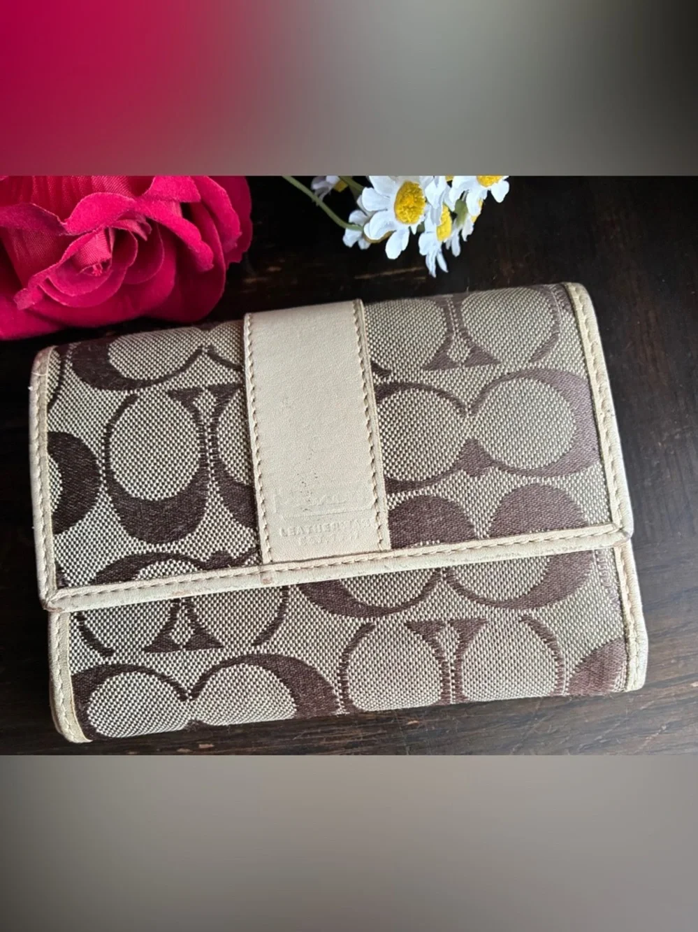 Coach Brown/Tan Signature Canvas Bifold Wallet - Picture 5 of 10
